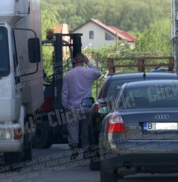 Cheloo de la Paraziţii poartă bocanci şi când e foarte cald afară. (Foto: Cezar Preda)