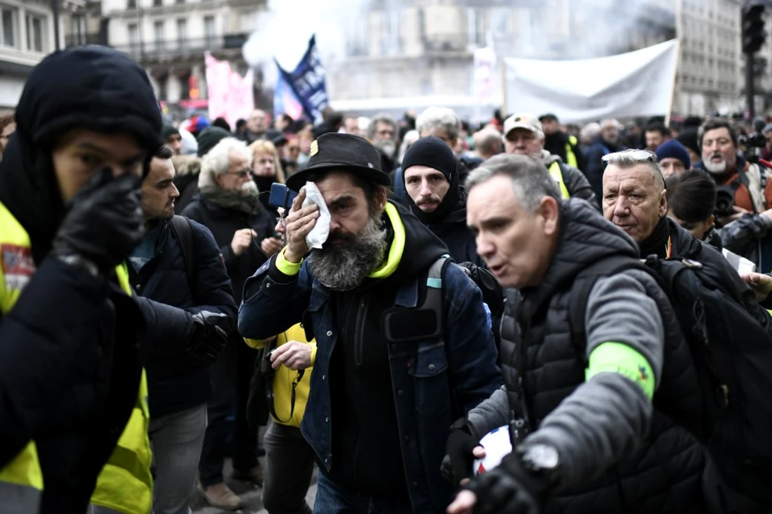 Jerome Rodrigues, unul dintre liderii Vestelor Galbene, a fost rănit de unul dintre poliţişti