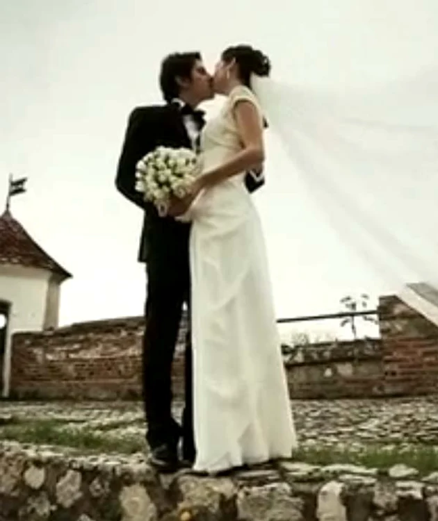 
    Protagoniştii clipului  