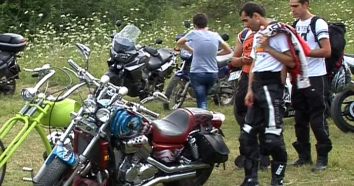 Motocicliştii se întâlnesc în Gurasada. ARHIVĂ.