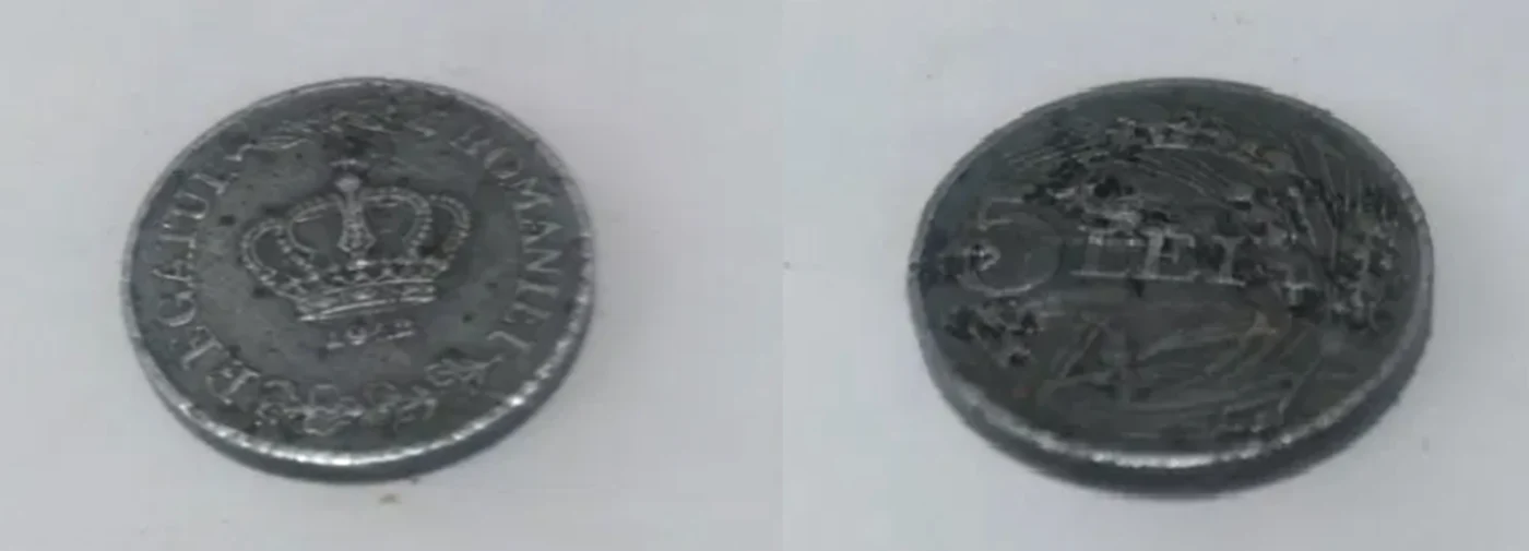 Moneda se vinde cu 10.000 de lei / foto: olx.ro