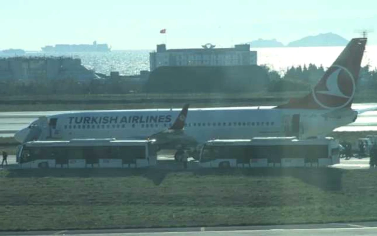 Cursa TK269 a Turkish Airlines a aterizat de urgenţă la Istanbul.