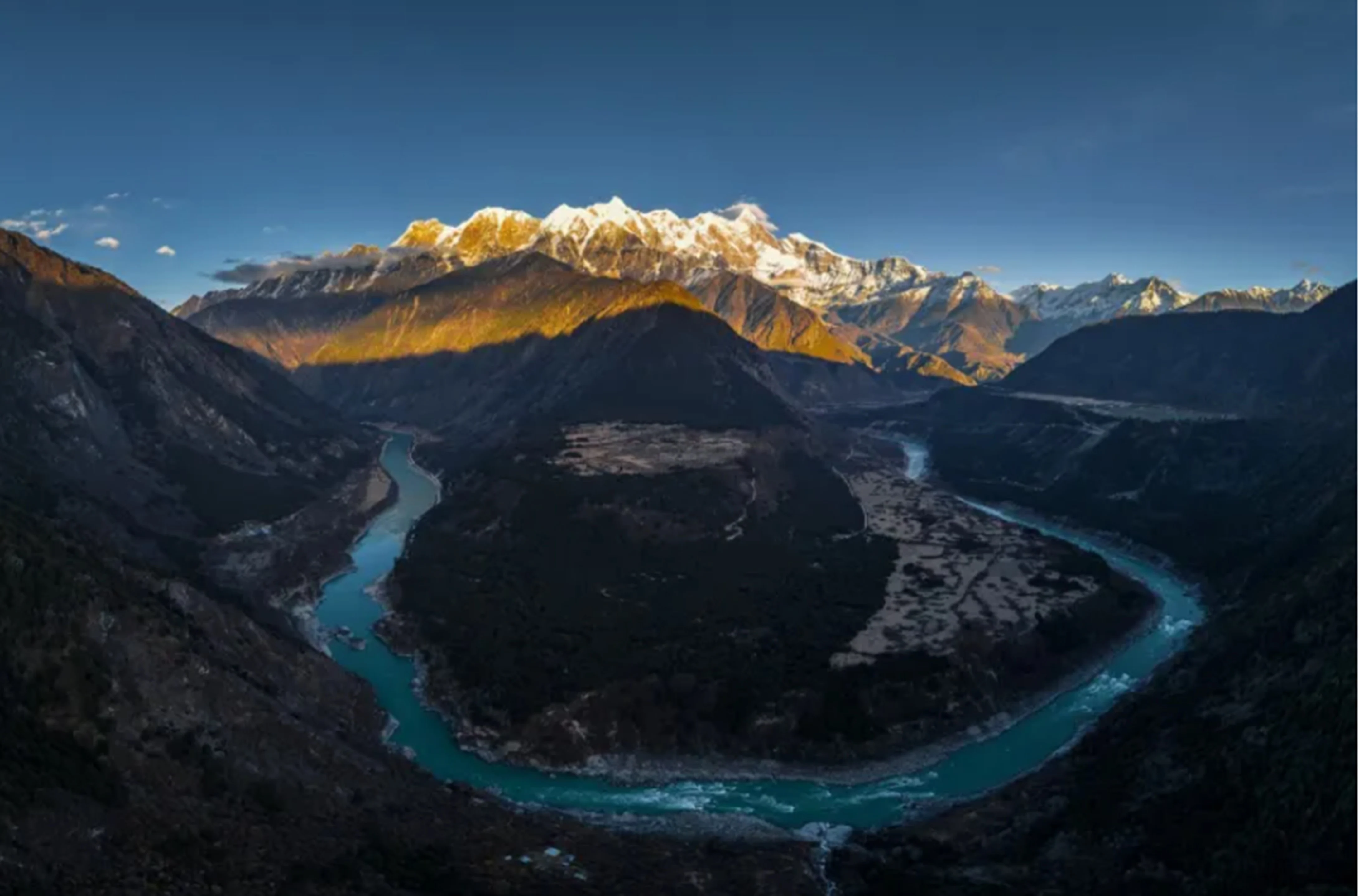 „Râul Ceresc”. Cum a încercat China să redirecționeze ploile din Tibet pentru a alimenta regiunile aride ale țării