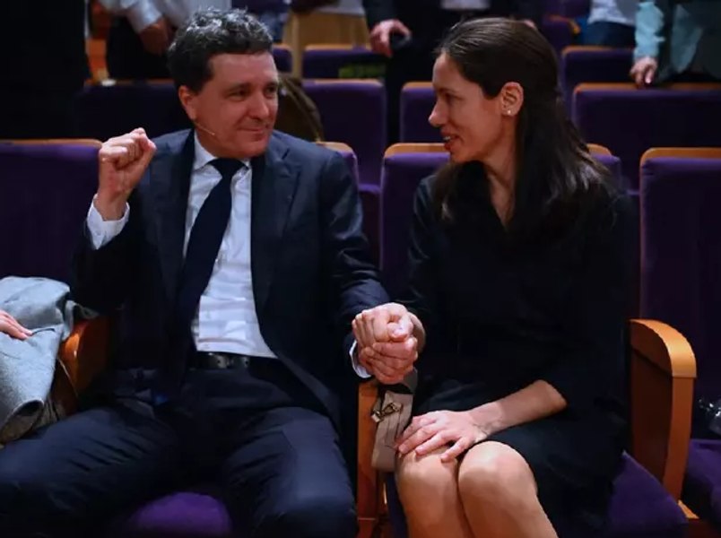 Noua primă doamnă a României, în vizorul stilistului vedetelor. Ce schimbări de look i se recomandă Mirabelei Grădinaru