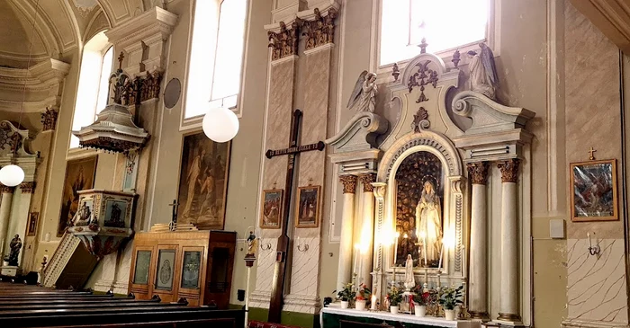 Lăcaşul este dedicat Numelui Preasfânt al Fecioarei Maria FOTO arhivă parohie