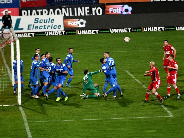 Dinamo e în pericol să ajungă în liga a patraFoto: sportpictures.eu