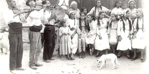 tigani dobroga 1929 vocearomilor jpg