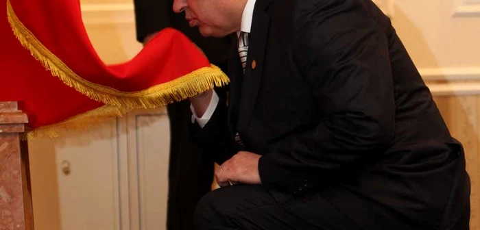 FOTO DE EDUARD BÂZGU Foștii candidați Gheorghe Duca și Marian Lupu au jurat credință patriei