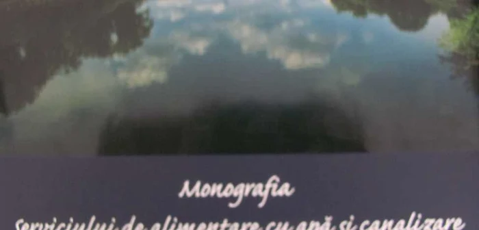 Monografia are 160 de pagini