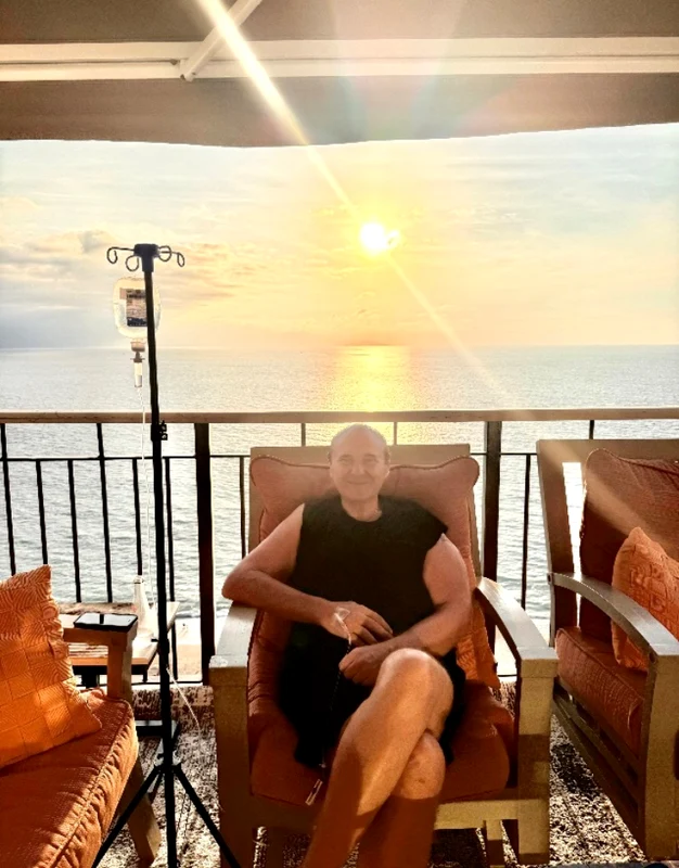 Nick Rădoi se tratează în Mexic de cancer Foto: arhiva personală 