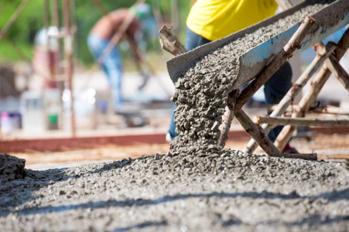 Motivul pentru care trebuie pusă o folie sub beton / foto: IStock