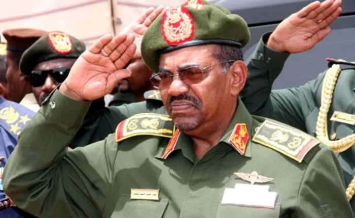
    Omar el-Bashir este liderul celei mai mari ţări africane (sursa foto: EPA)  