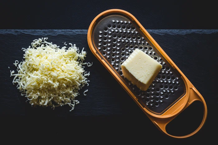 Brânza rasă este o soluție practică atunci când gătim. FOTO: Pixabay