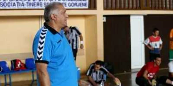 Stângă crede că jucătorii săi sunt obosiţi la final de tur 