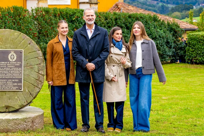 Regele Felipe Letizia Leonor și Sofia profimedia 1048147000 jpg