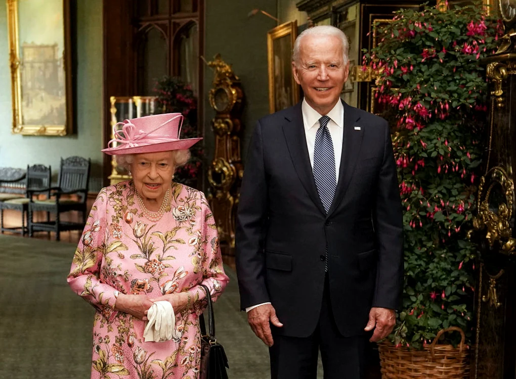 Joe Biden și regina Elisabeta au luat ceaiul împreunăFoto: Getty