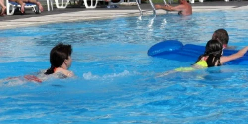 Bacău: Piscinele vor fi luate la verificat