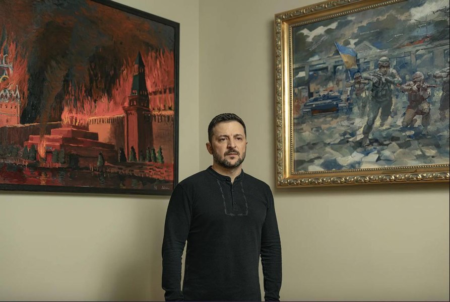 Indignare la Moscova, după ce Zelenski s-a pozat în fața unui tablou ce ilustrează Kremlinul în flăcări 