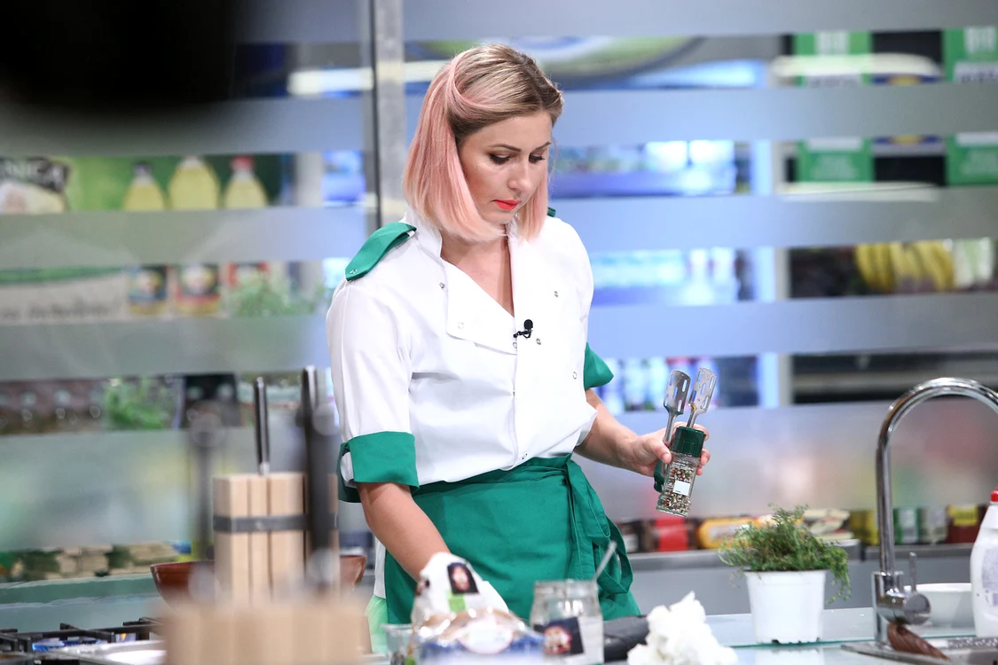 2 irina onescu primarita chefi la cutite echipa lui chef sorin bontea 30 jpg jpeg