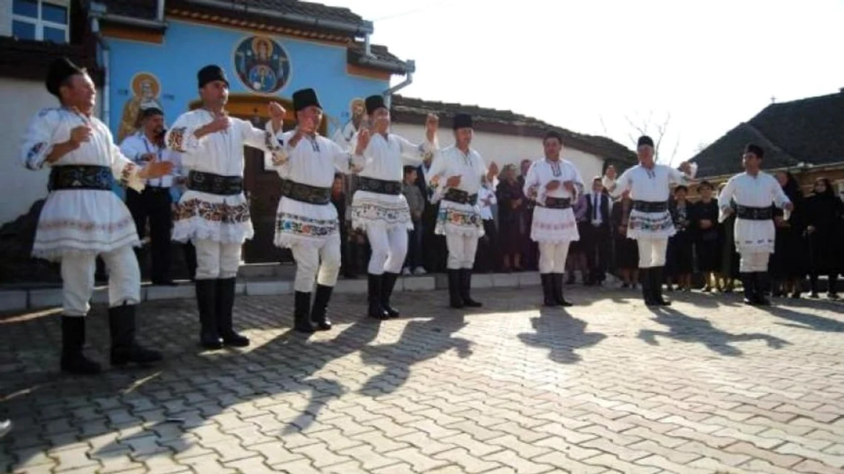 "Jocul fecioresc", tradiţie din Transilvania, inclus pe lista UNESCO jpeg