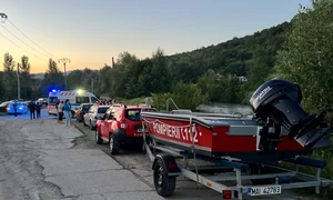 operatiune de cautare a unui barbat luat de ape FOTO Prahovainfo ro 