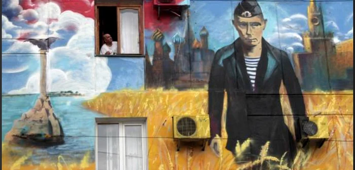 Vladimir Putin într-un grafitti din oraşul Sevastopol, Peninsula Crimeea, 13 mai 2014 FOTO:Reuters