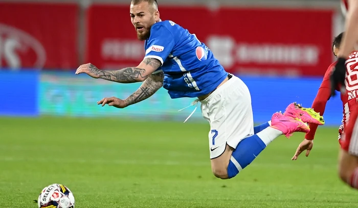 Denis Alibec și coechipierii lui au în față provocarea traseului european (FOTO: Sportpictures)