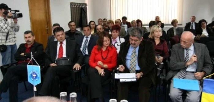 Satu Mare: Criza a înmulţit tâlhăriile-Revista presei locale