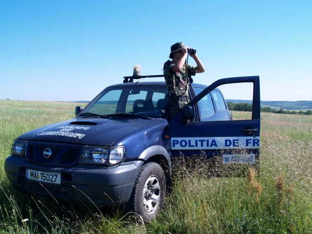 Poliţiştii de frontieră au tras două focuri de avertisment. FOTO: Arhiva Adevărul