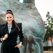 Irina Fodor este prezentatoarea Asia Express foto: Facebook 