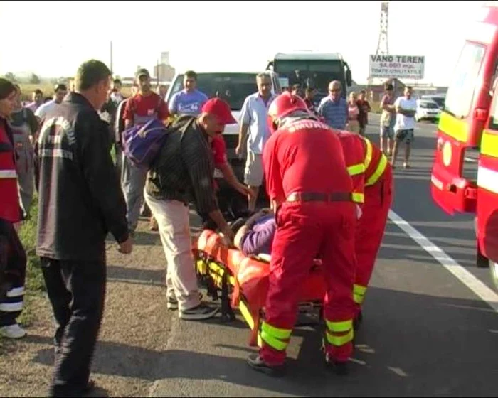 Accidentul s-a produs din cauza nerespectării distanţei regulamentare în trafic