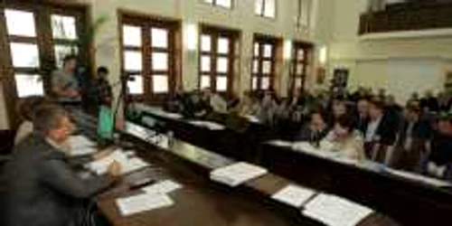 Consiliul Local se întrunește luni 