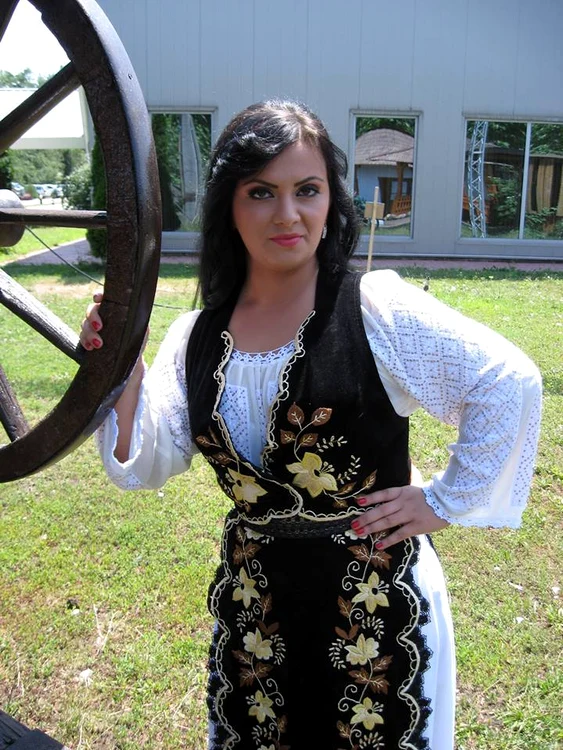 La 26 de ani, Ana Arnautu este o artistă foarte apreciată în breasla ei
