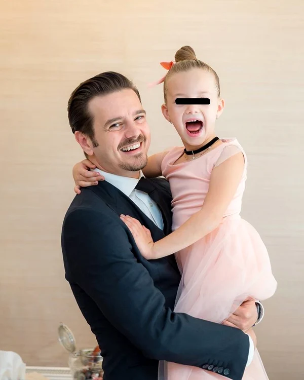 Mihai Petre are o fetiță de toată frumusețea