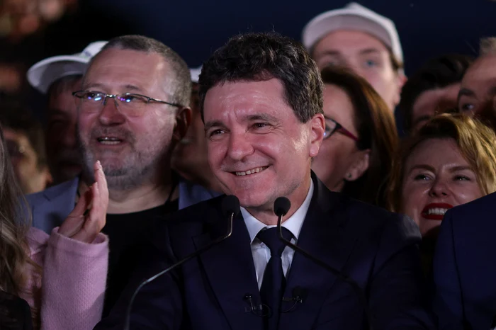 Nicuşor Dan, după rezultatele EXIT-POLL: „E o comunitate care crede că soluția e Revoluția. E obligația noastră să îi convingem că soluția e reforma"