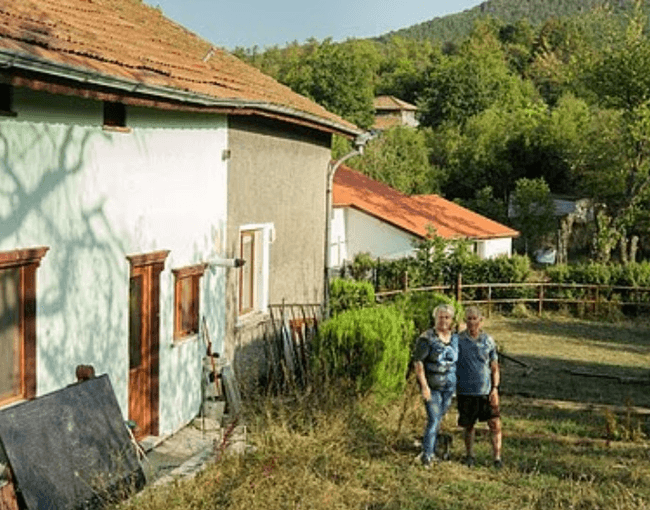 Dezamăgirea unui cuplu britanic după 9 ani în Bulgaria: „Pensionarea de vis s-a transformat în coșmar. Am fost aproape omorâți de sistemul medical”