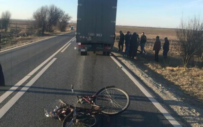 Biciclistul nu a mai putut fi salvat