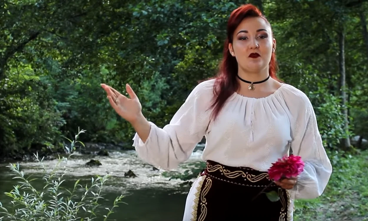 
    Denisa Gog a murit la doar 22 de anifoto: captură YouTube  