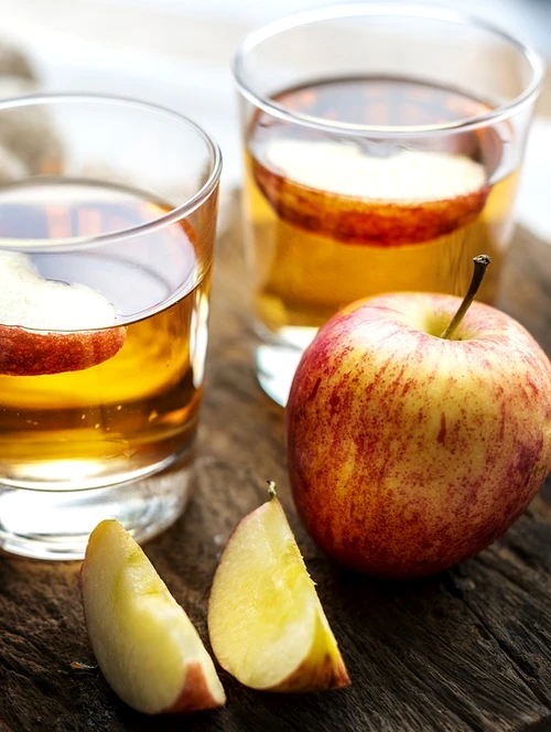 1 apple 3452429 960 720 jpg jpeg