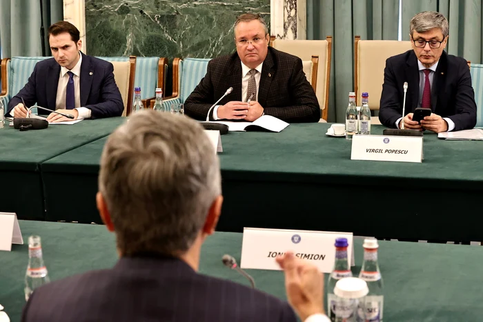 Întâlnirea premierului cu reprezentanții Coaliției pentru Dezvoltarea României FOTO: GOV.RO