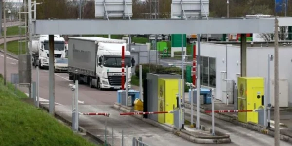 tir Franta FOTO stiridiaspora.ro