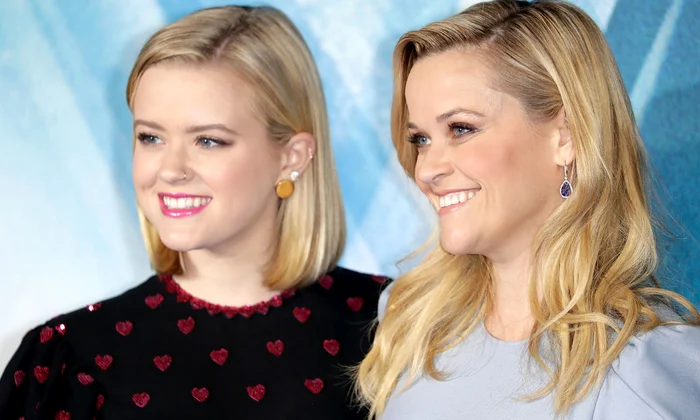 gettyimages 931514824 reese witherspoon r and ava phillippe jpg jpeg