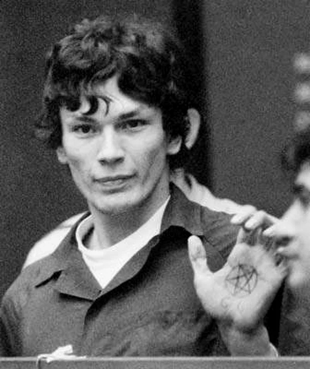 Richard Ramirez, unul dintre cei mai cunoscuţi criminali în serie din Statele Unite, era satanist. FOTO murderpedia.org