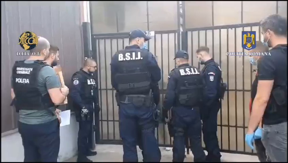 Tortură în azil. 56 de bătrâni au fost transportaţi la spitale, „Săracii bătrâni veneau la poartă şi cerşeau” VIDEO