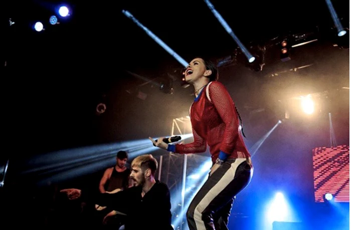 Inna face bani frumoși din concertele din străinătatefoto: arhivă personală