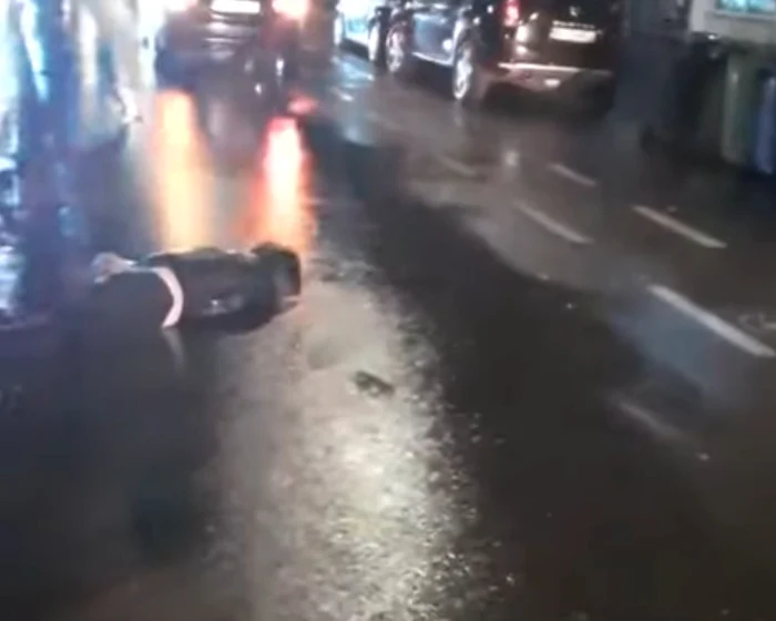 Victima a zăcut pe asfalt jumătate de oră
