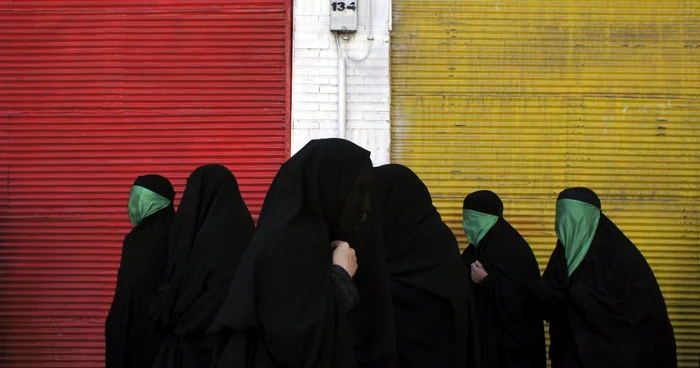 Vieţile femeilor din Arabia Saudită este guvernată de codul islamic Sharia FOTO Reuters