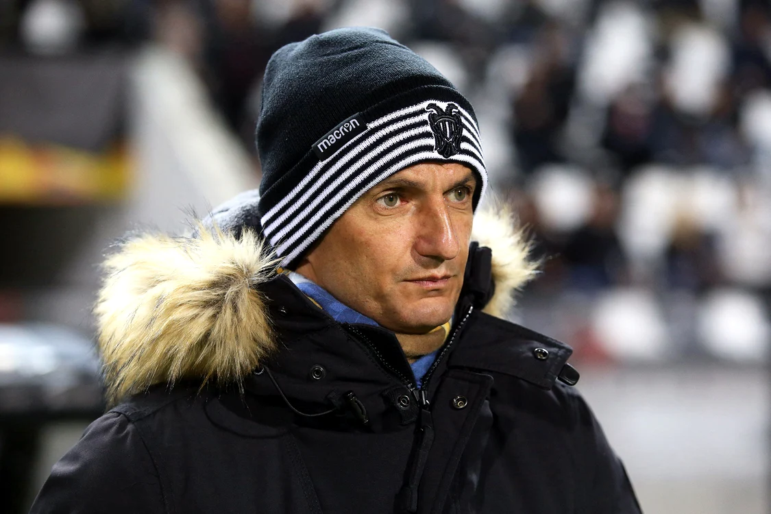 
    Răzvan Lucescu  