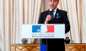 Cornel Ion a primit Ordinul Naţional pentru Merit în grad de Cavaler, acordat de Republica Franceză jpeg