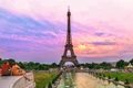 turisti la paris la turnul eiffel jpeg